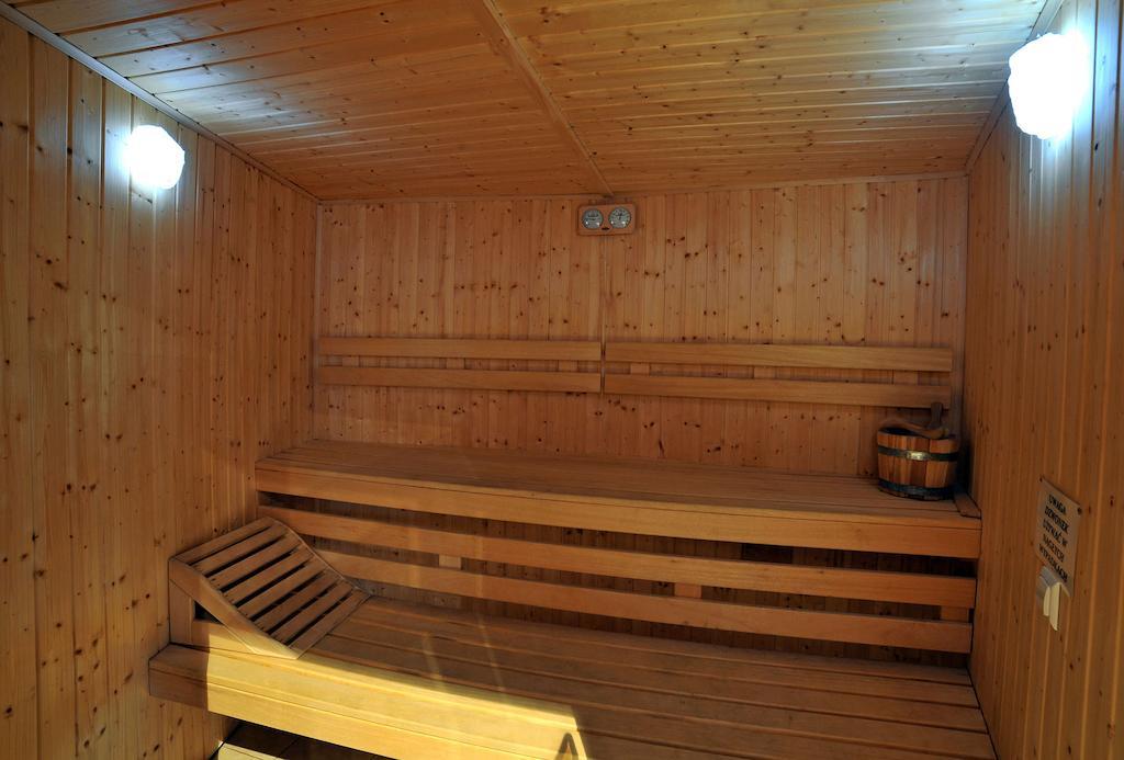 Lazienki Chodzieskie Chodzież Habitación foto
